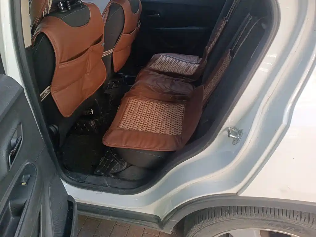 Chevrolet Trax — миниатюра 13
