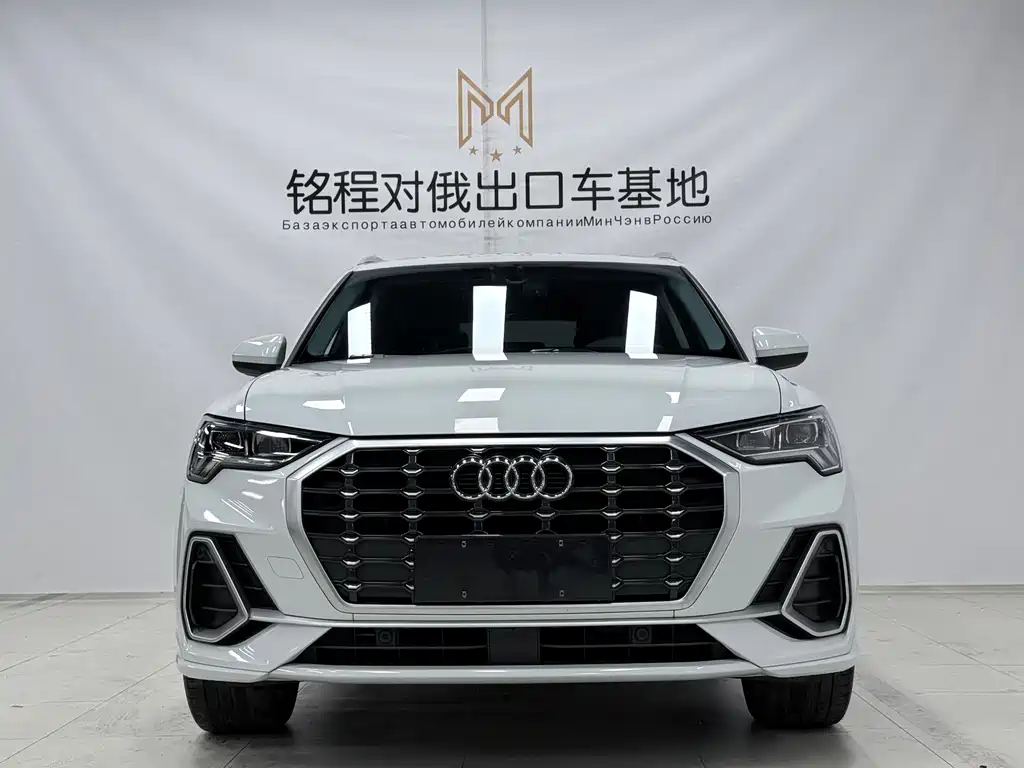 Audi Q3 2022 35 TFSI Fashion