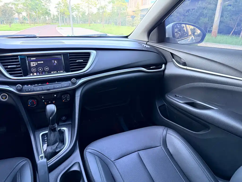 Buick Excelle — миниатюра 12