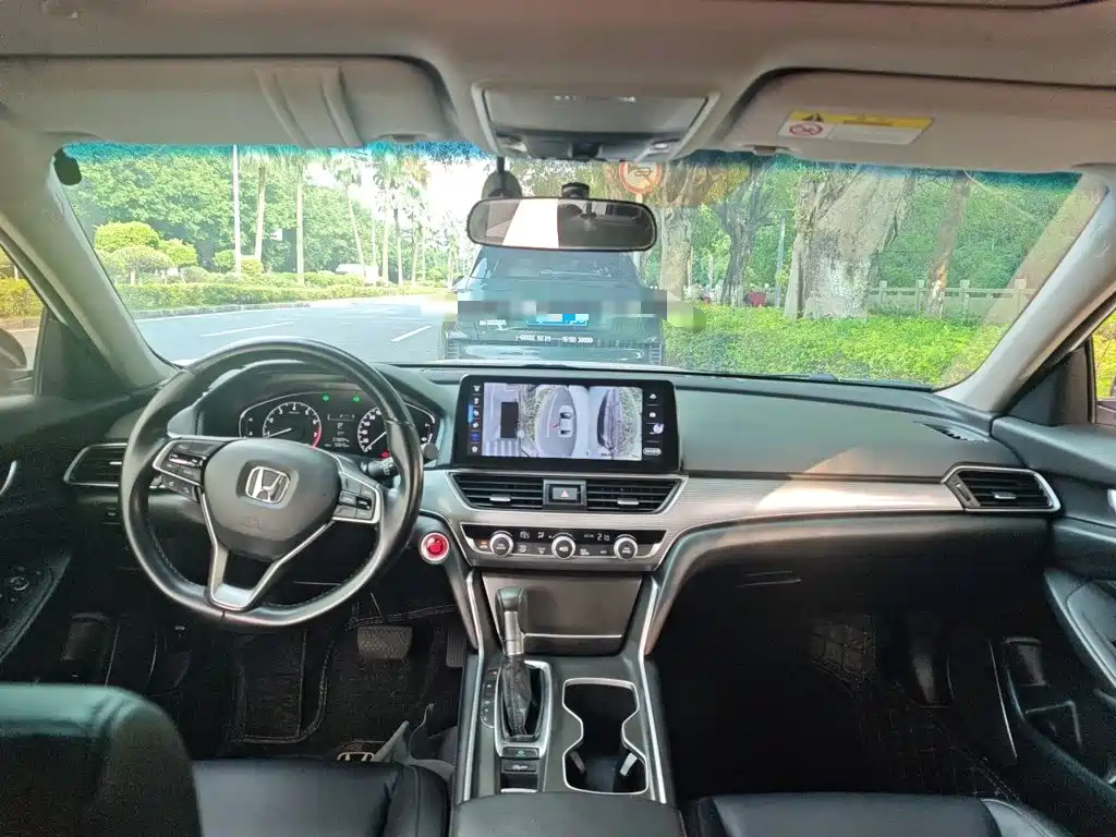 Honda Accord — миниатюра 14