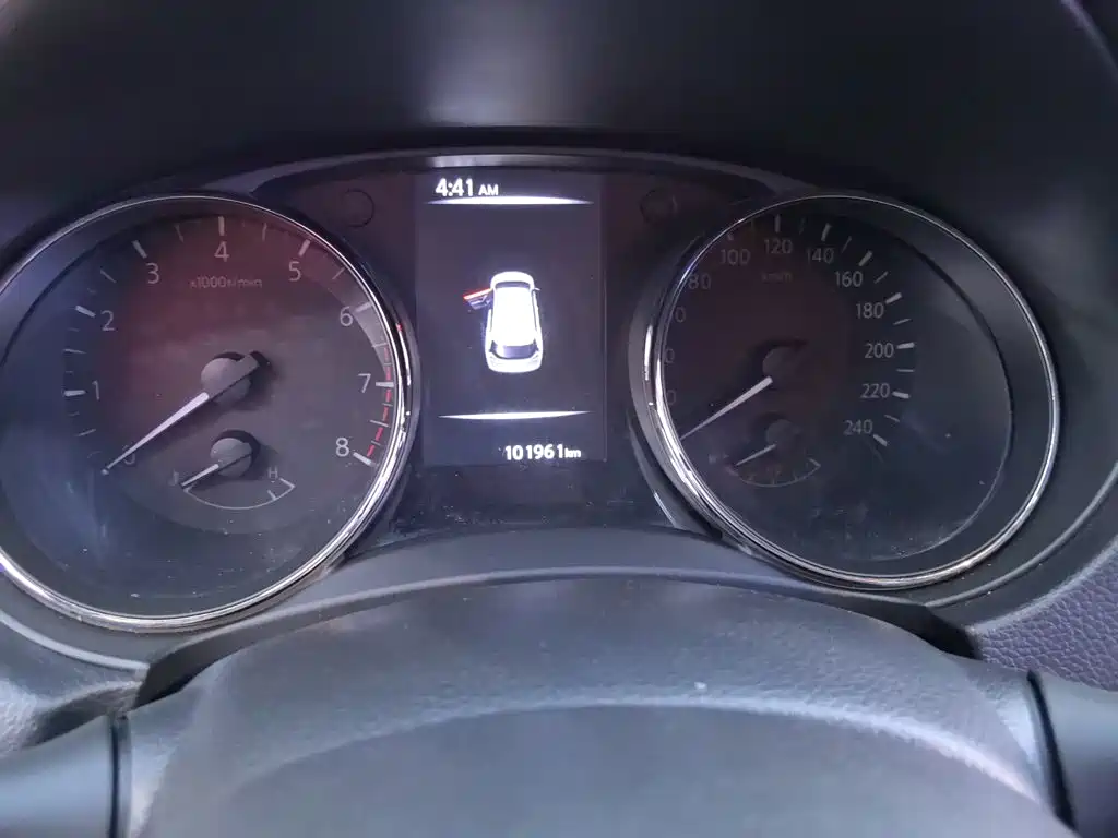 Nissan X-Trail — миниатюра 13