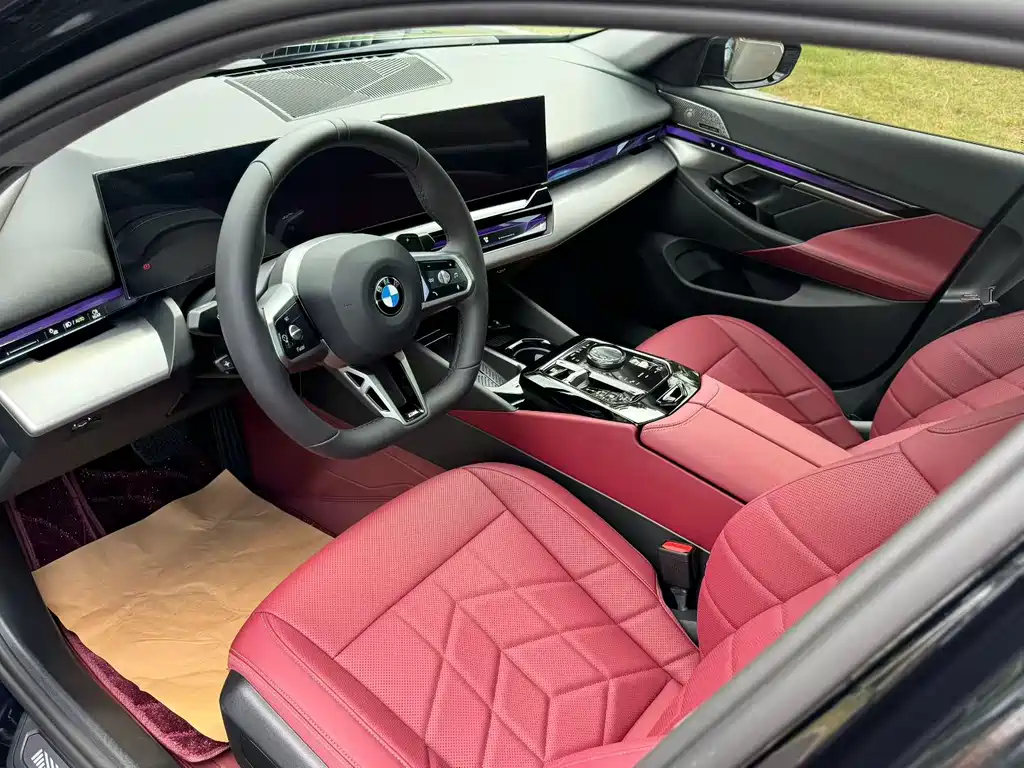 BMW 5 Series — миниатюра 4