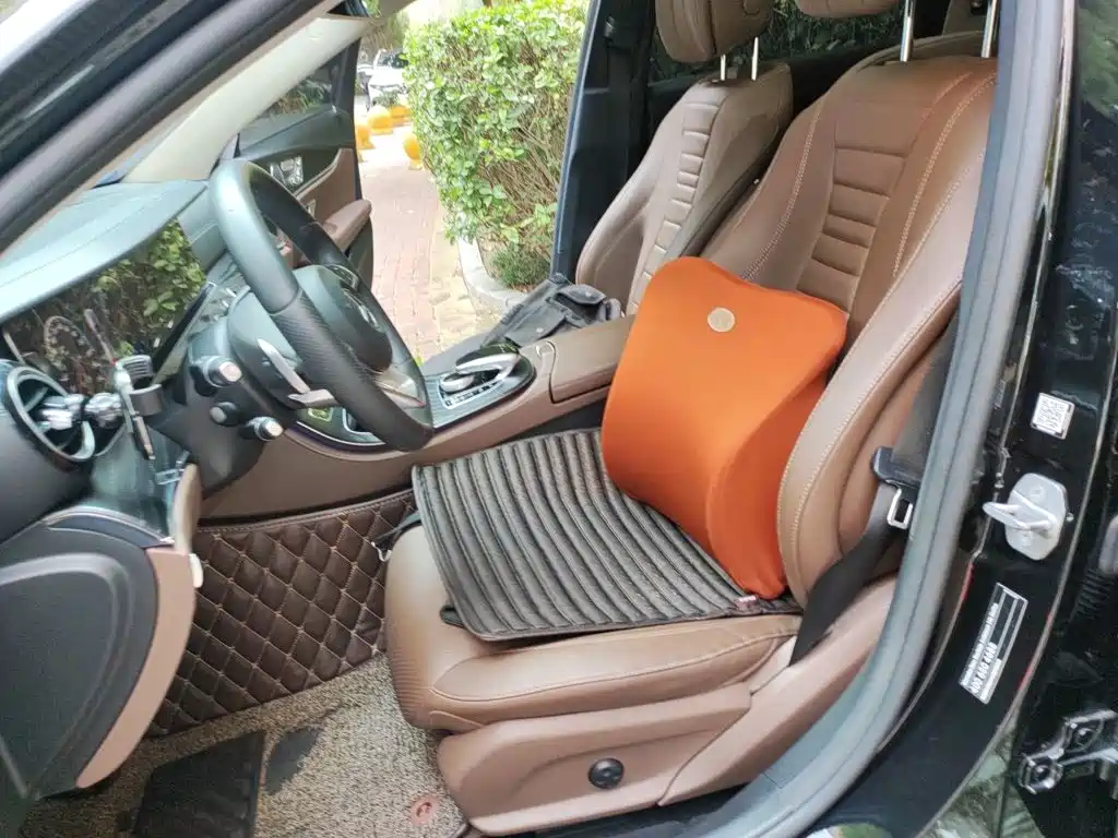 Mercedes-Benz E-Class — миниатюра 8