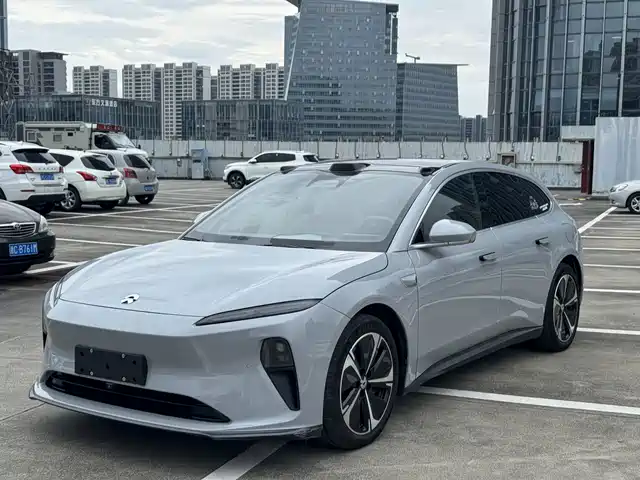 NIO ET5T