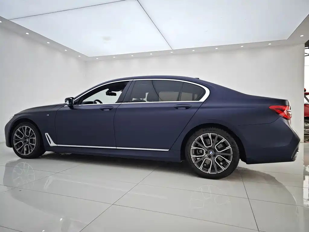 BMW 7 Series 730Li Leading Type M Sport Package, фото 30