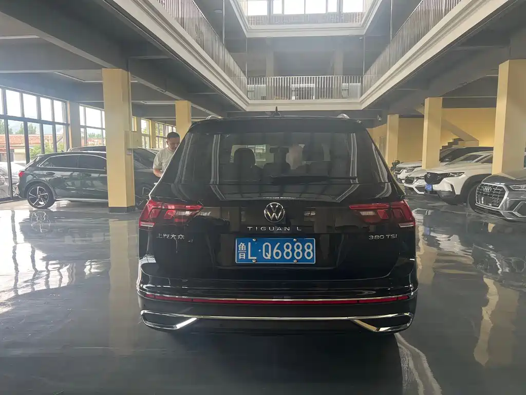 Volkswagen Tiguan L — миниатюра 4