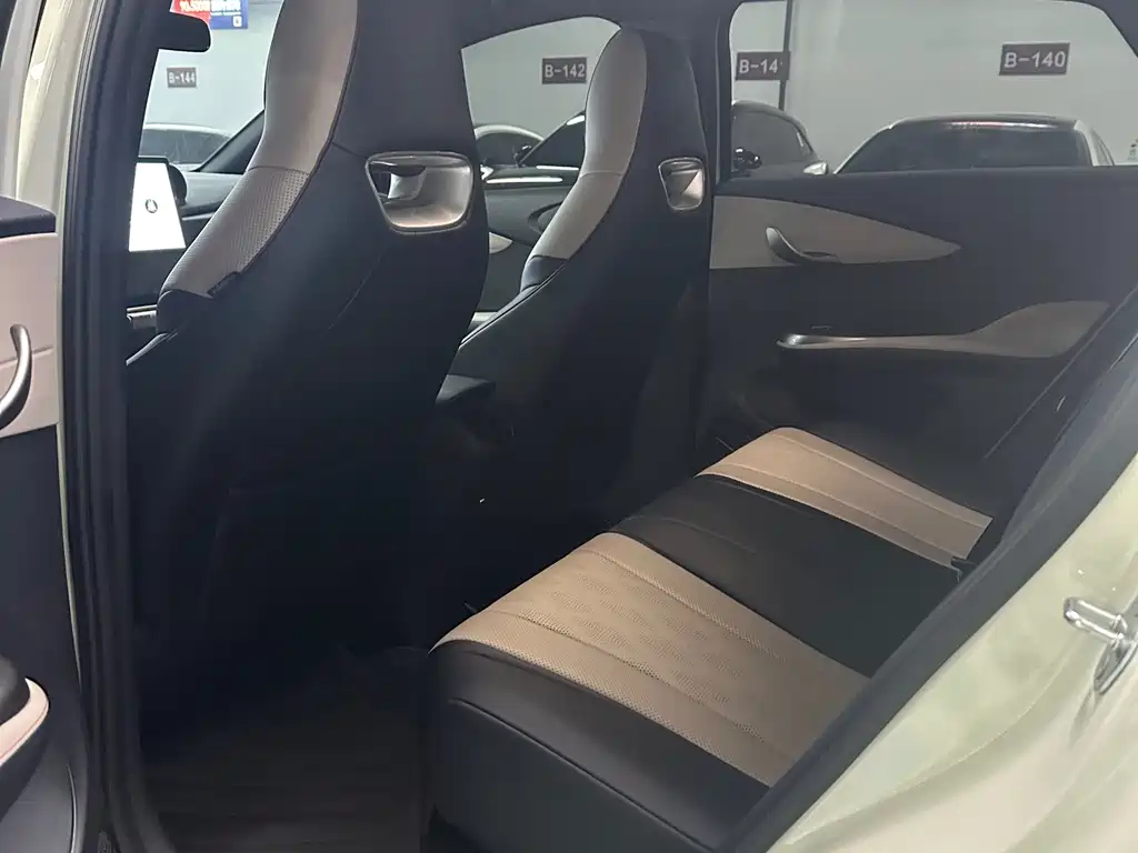 BYD Dolphin — миниатюра 9