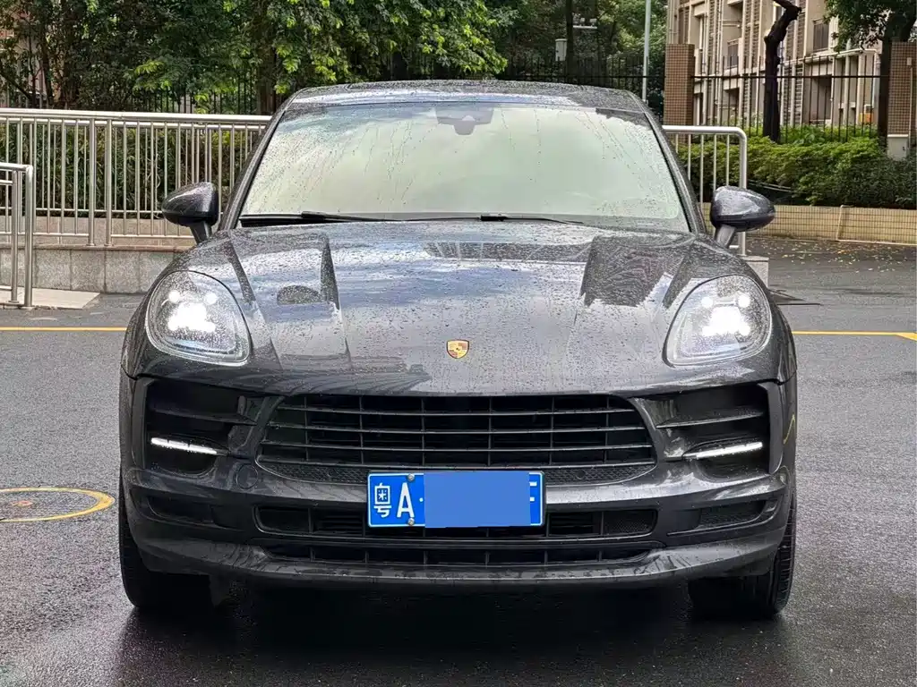 Porsche Macan — миниатюра 2