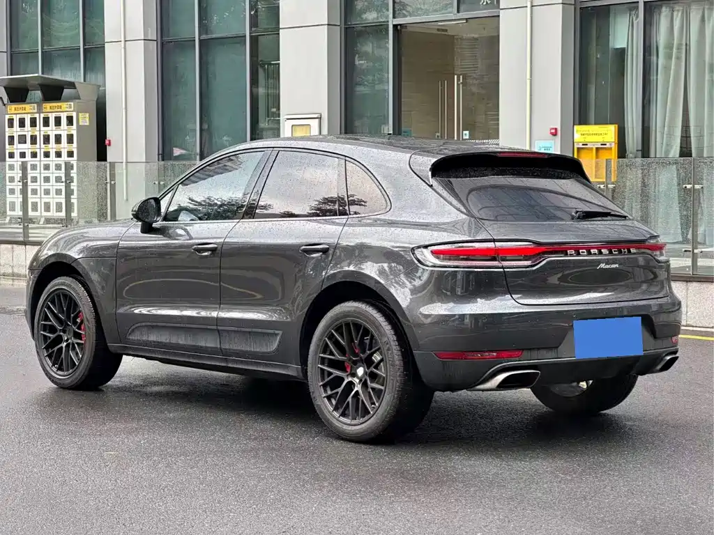 Porsche Macan — миниатюра 6