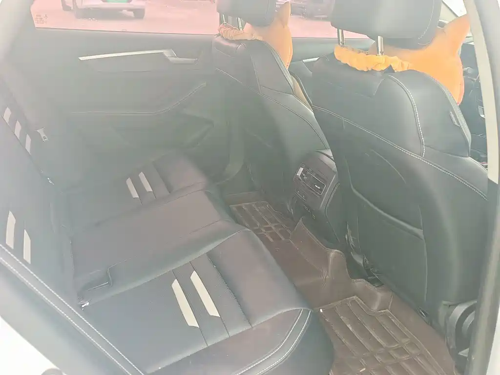 BYD Qin Pro NEV — миниатюра 8