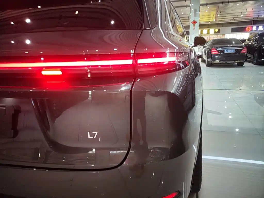 Li Auto Li L7 — миниатюра 8