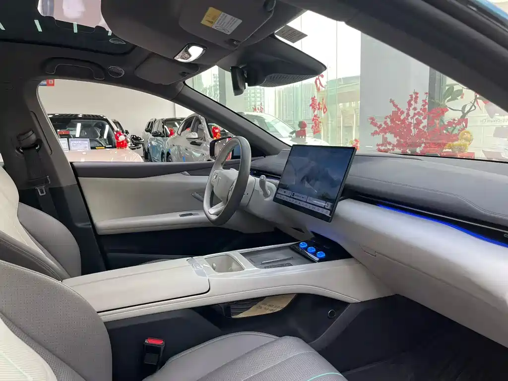 Changan Deepal DARK BLUE L07