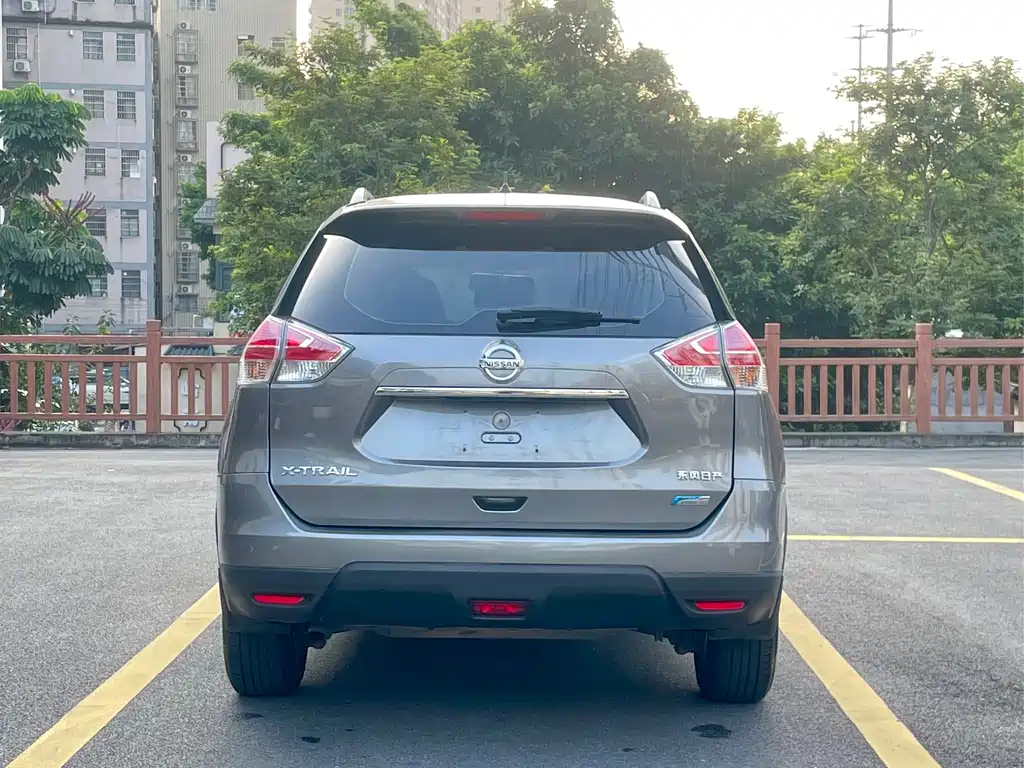 Nissan X-Trail — миниатюра 5
