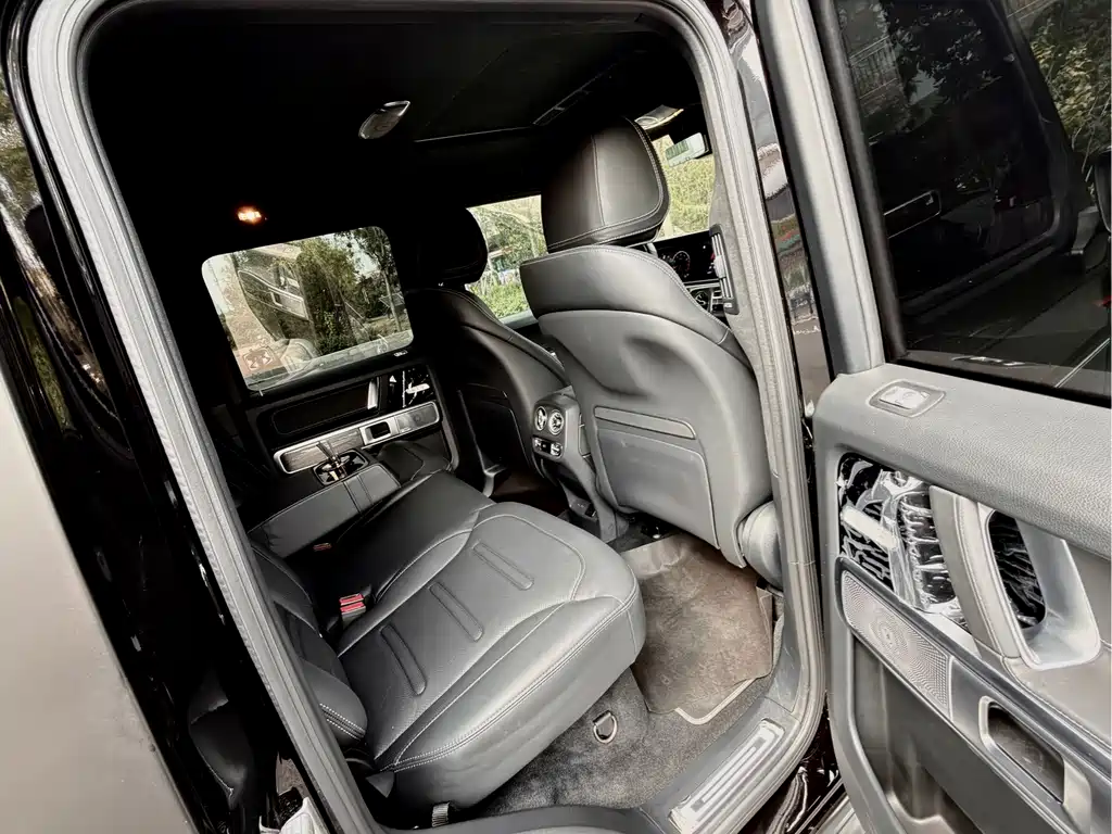 Mercedes-Benz G-Class — миниатюра 6