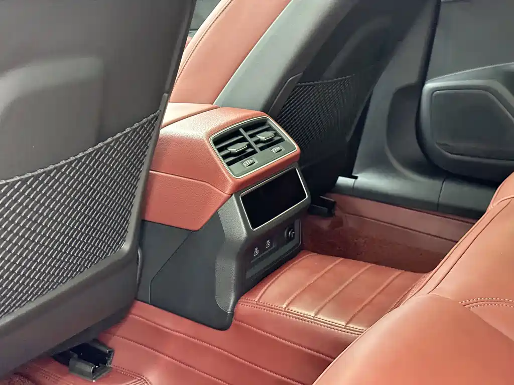 Audi A7L — миниатюра 19