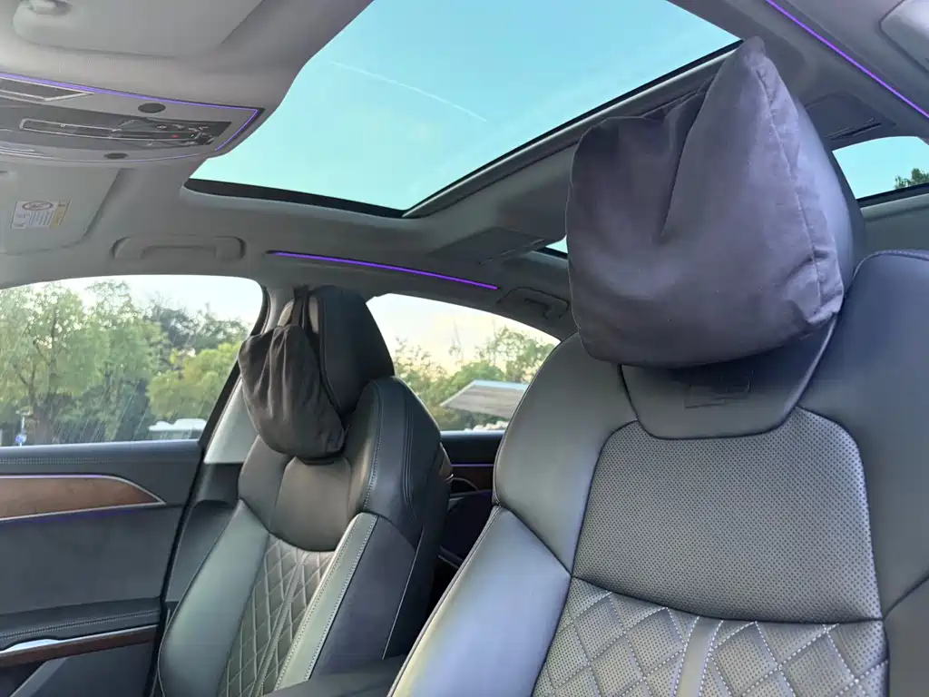Audi A8 — миниатюра 8