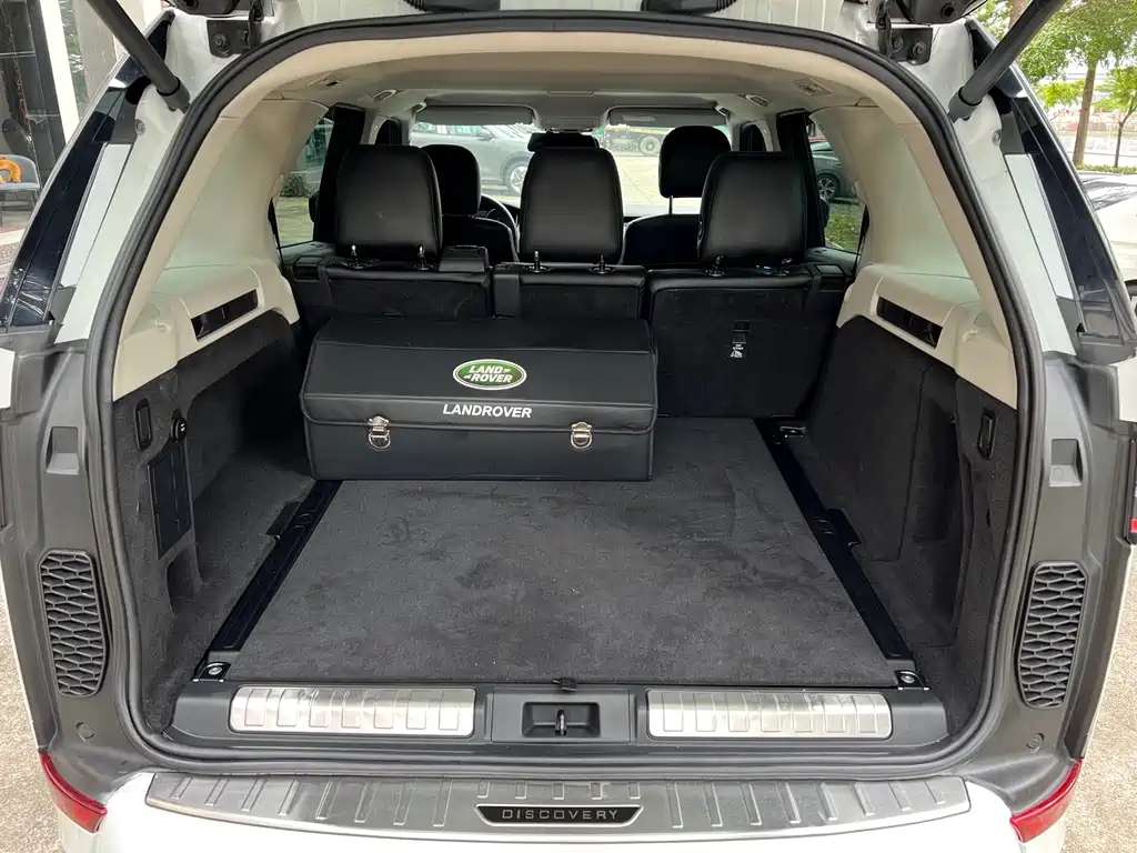 Land Rover Discovery 2018 2.0T SE