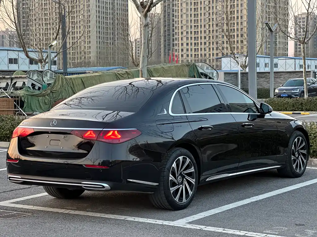 Mercedes-Benz E-Class E 2025 E 300 L Luxury