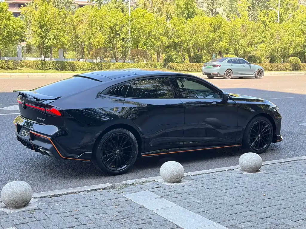 Changan UNI-V — миниатюра 4