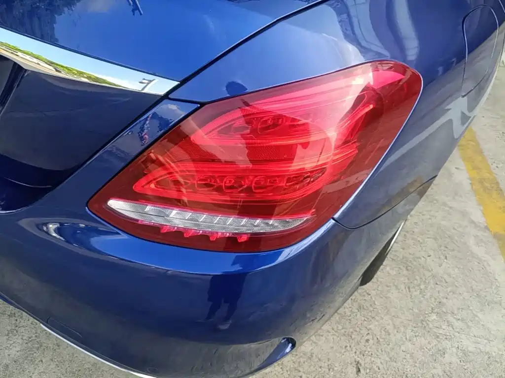Mercedes-Benz C-Class — миниатюра 8