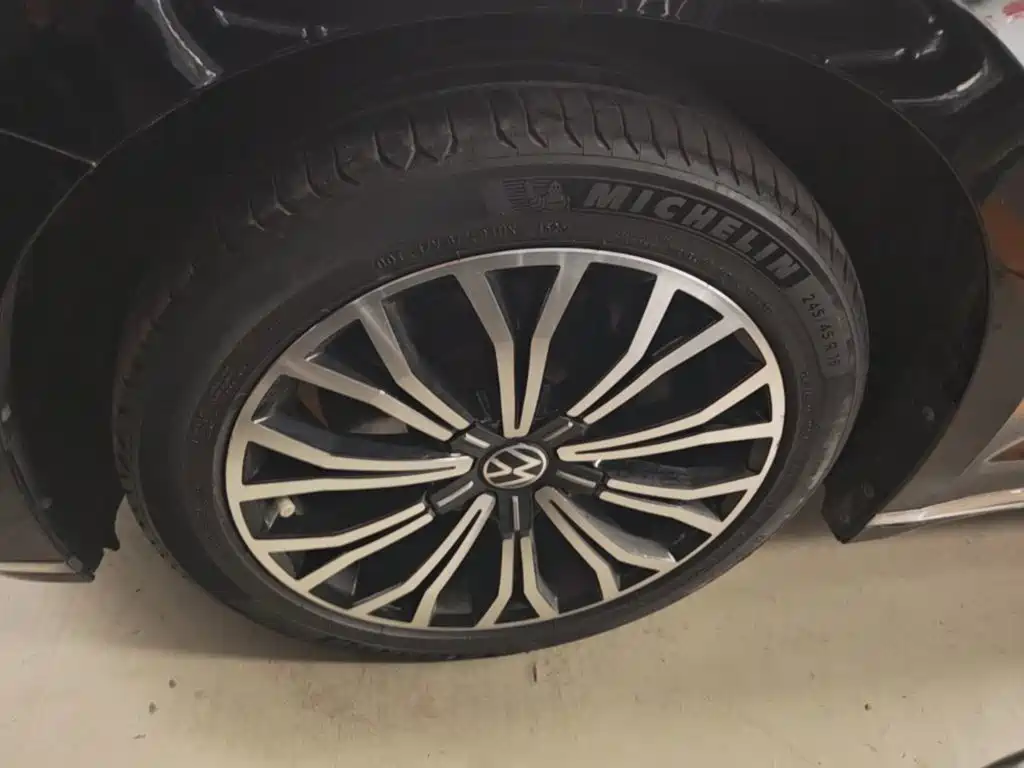 Volkswagen Phideon — миниатюра 23