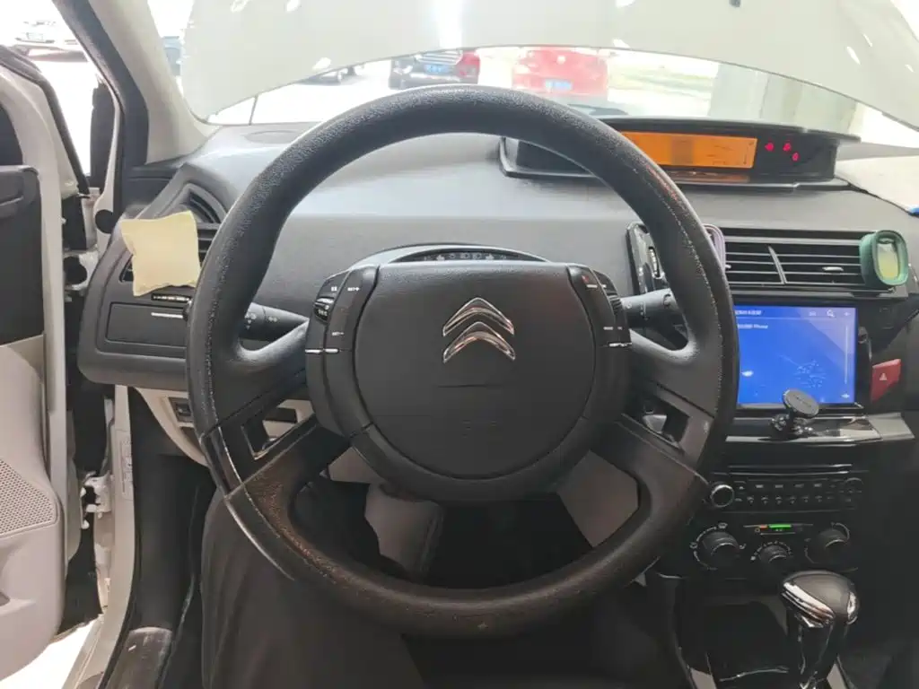 Citroen C-Quatre — миниатюра 11