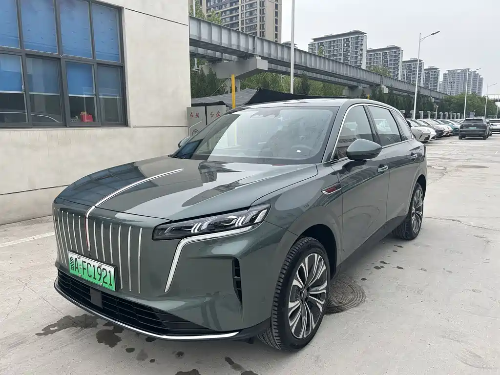 Hongqi HS6 PHEV 2026 220