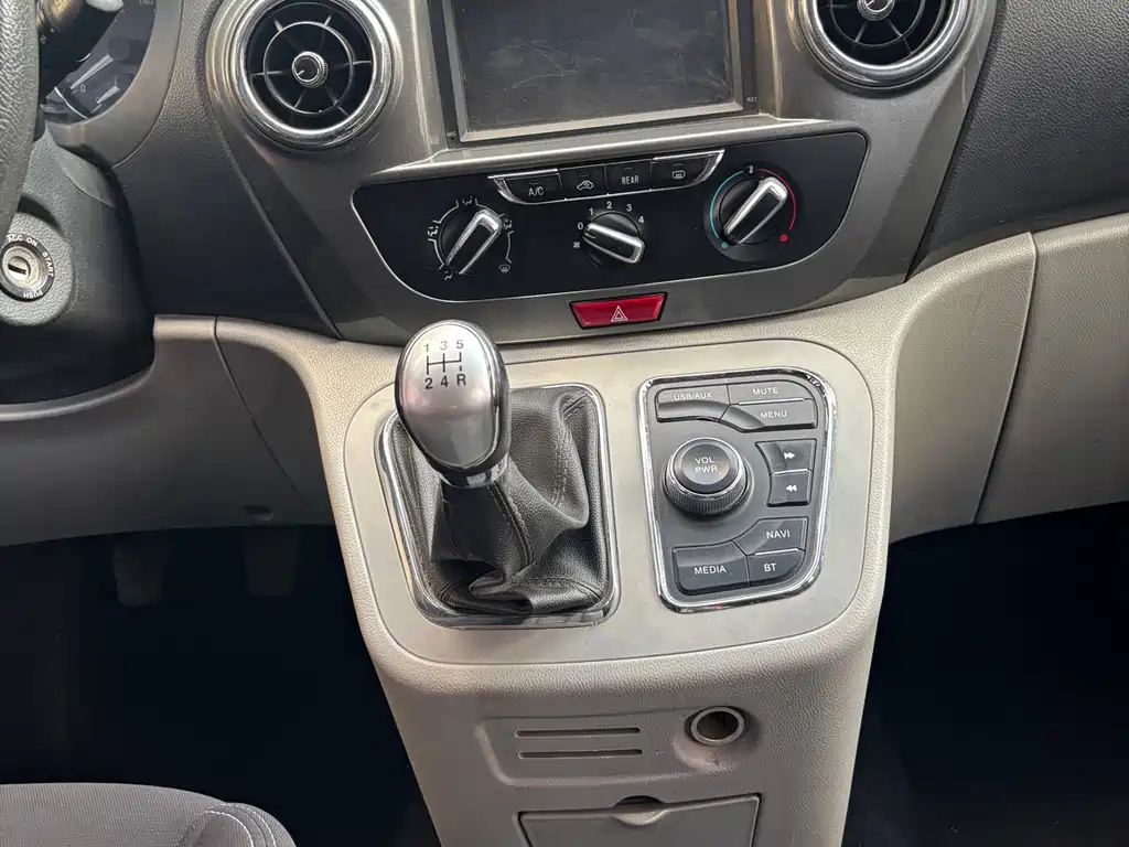 JAC Refine Refine M3 — миниатюра 10