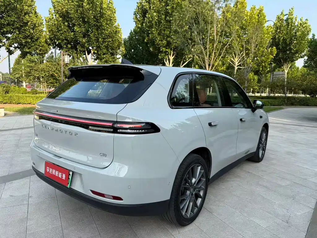 Leapmotor Leapmotor C10 — миниатюра 6
