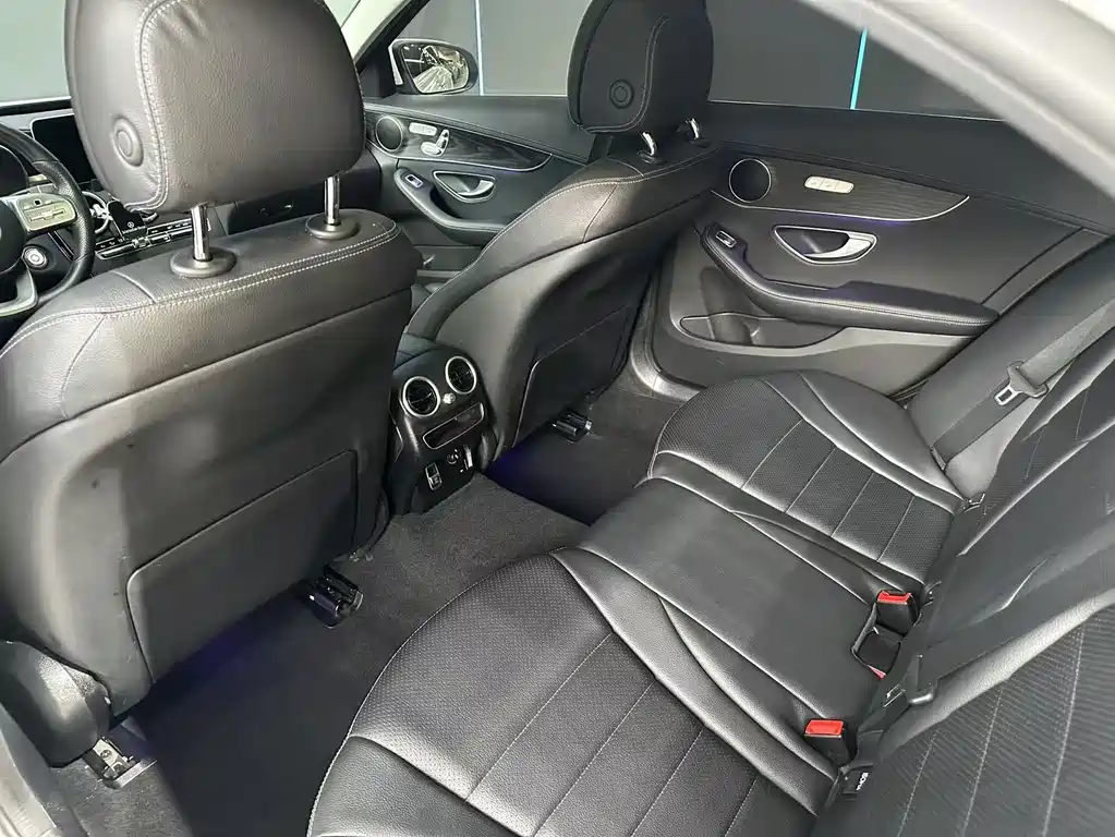 Mercedes-Benz C-Class — миниатюра 10