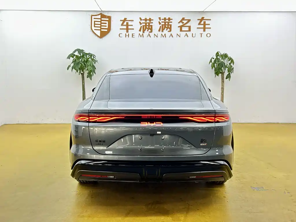 BYD Han L — миниатюра 10
