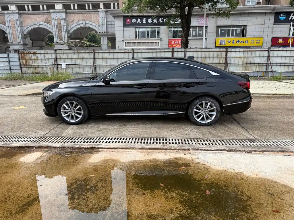 Honda Accord — миниатюра 5