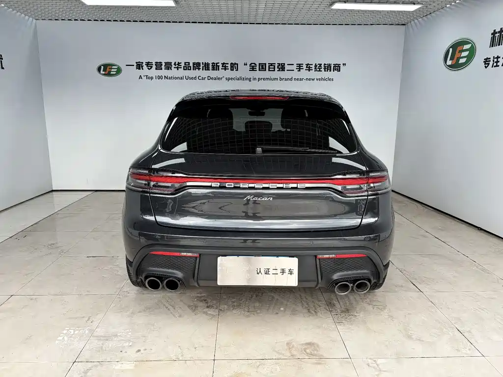 Porsche Macan — миниатюра 5