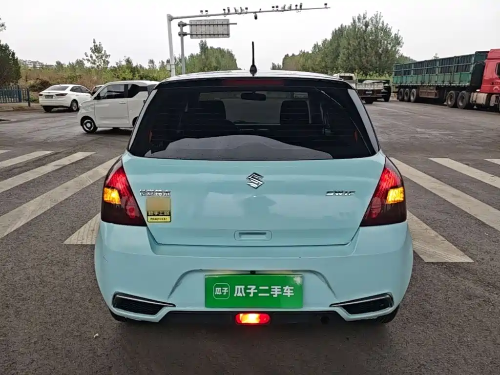 Suzuki Swift — миниатюра 6