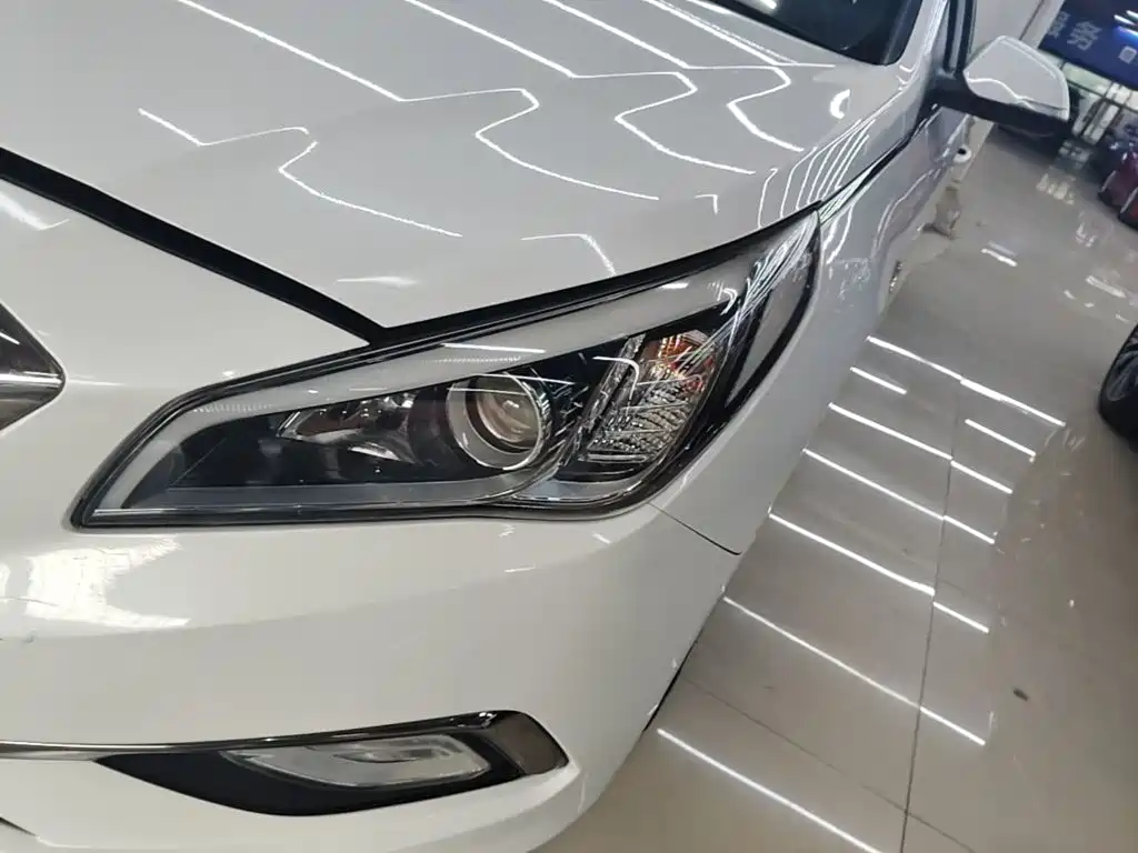 Hyundai Sonata — миниатюра 24