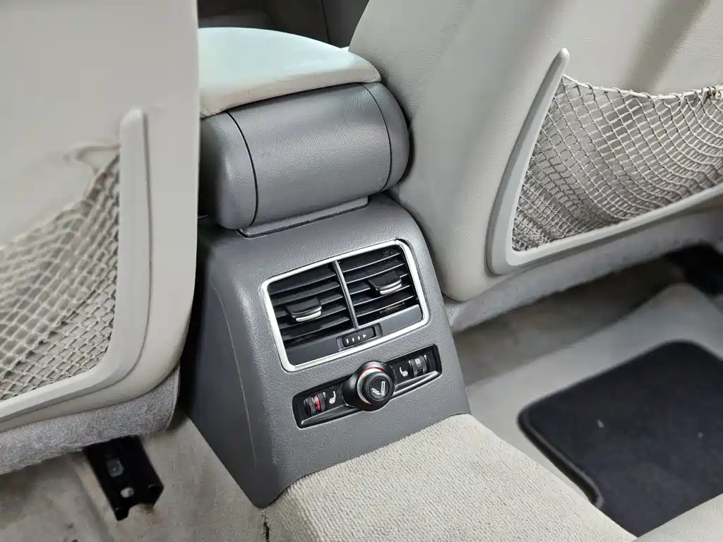 Audi A6L — миниатюра 18