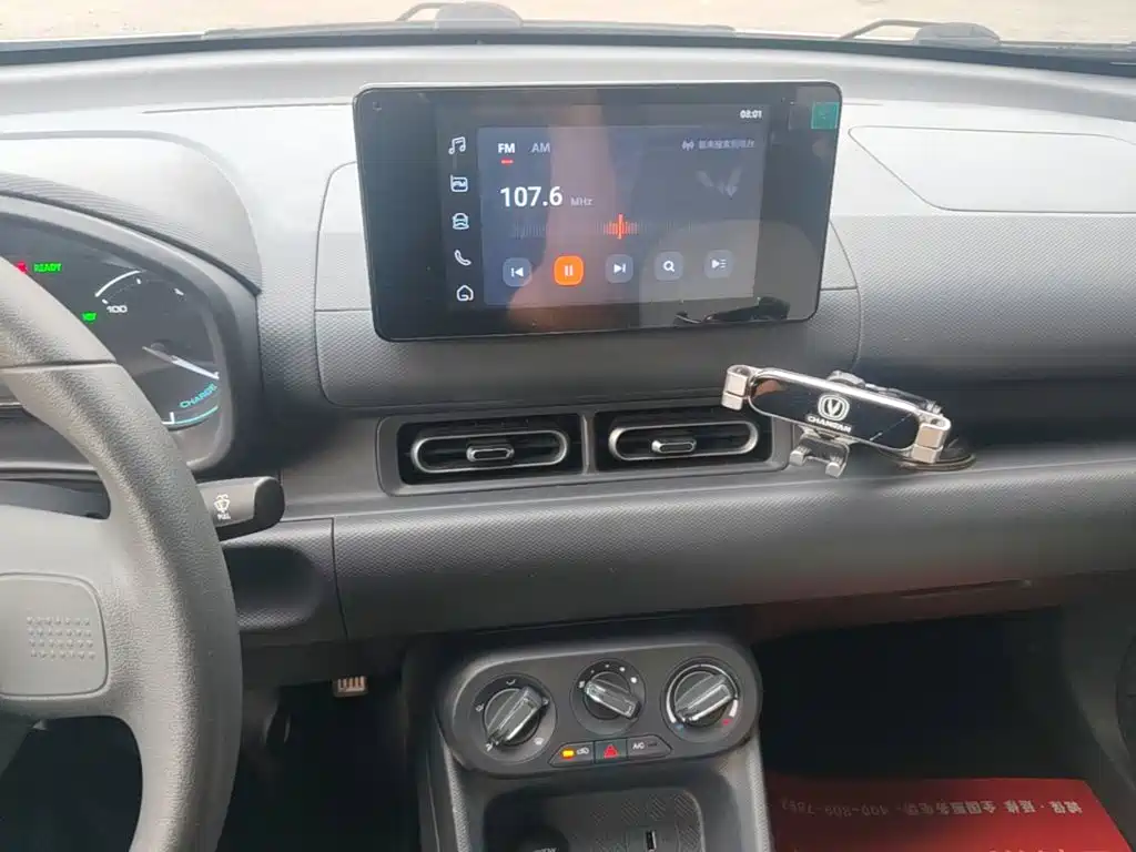 Wuling Hongguang EV — миниатюра 13