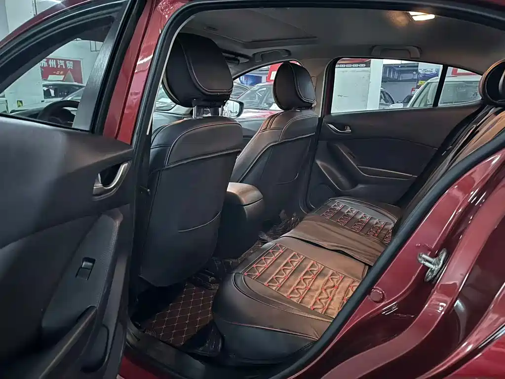 Mazda 3 Axela — миниатюра 7
