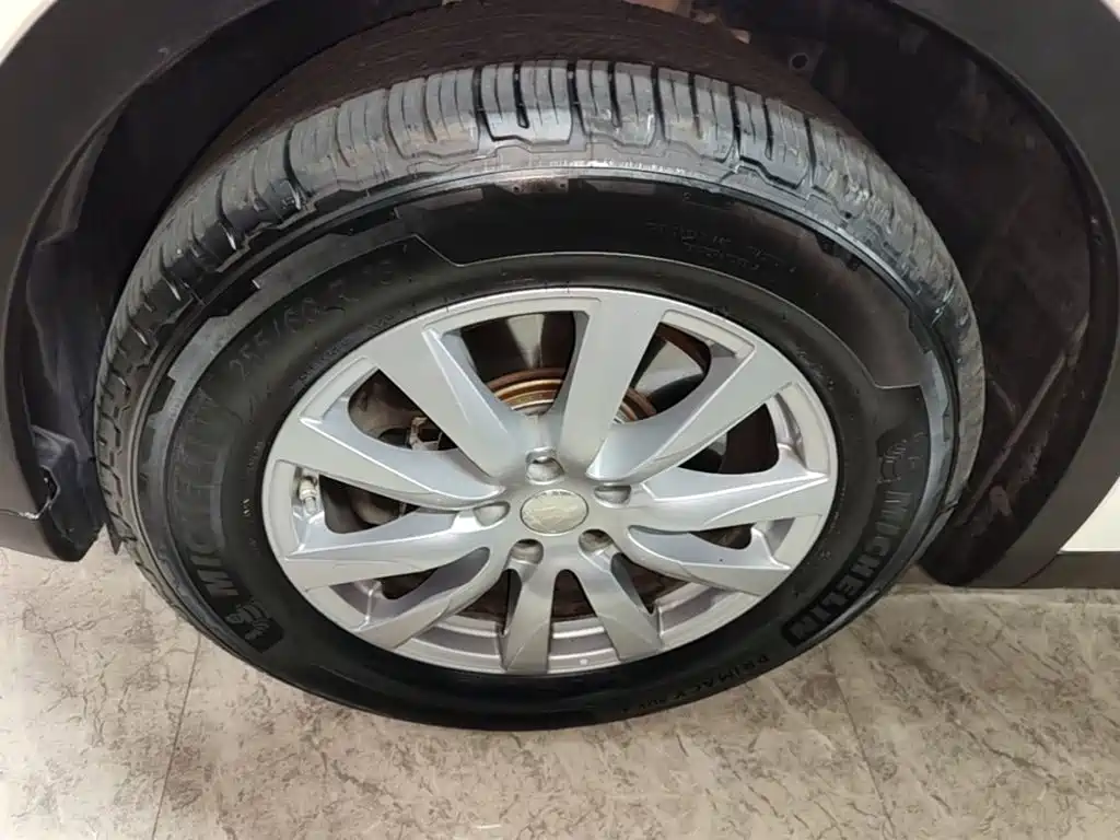 Maserati Levante — миниатюра 23