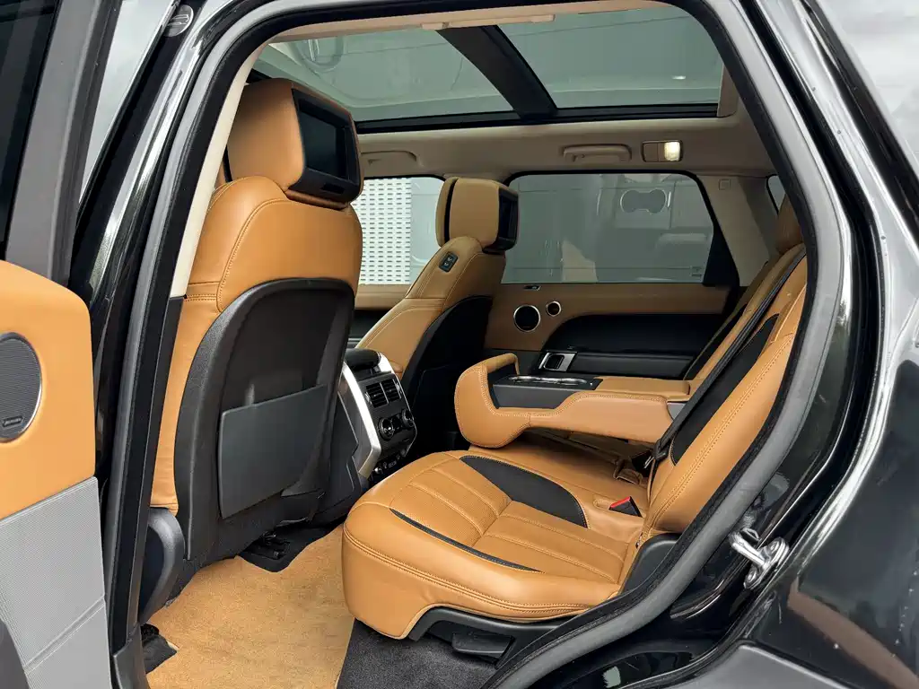 Land Rover Sport — миниатюра 5