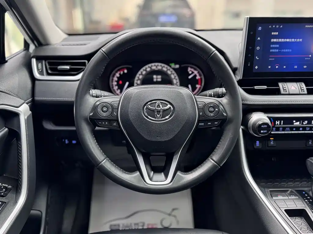 TOYOTA RAV4 RONGFANG