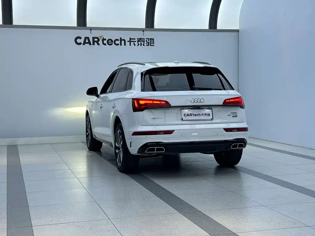 Audi Q5L — миниатюра 6