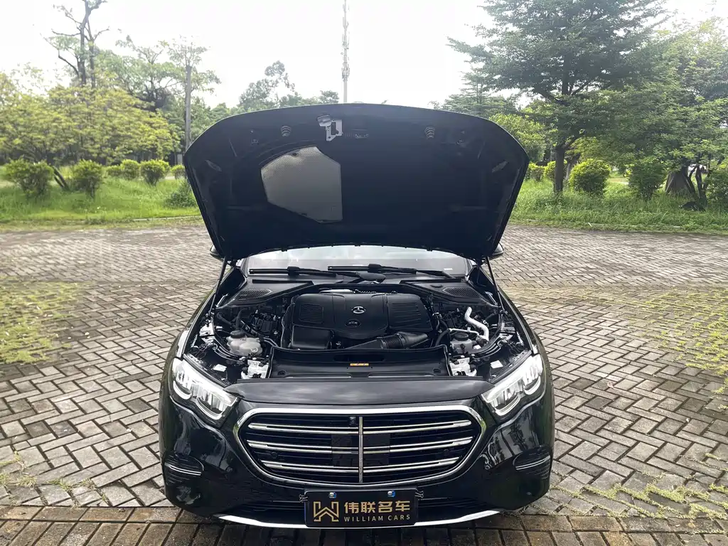 Mercedes-Benz E-Class — миниатюра 21
