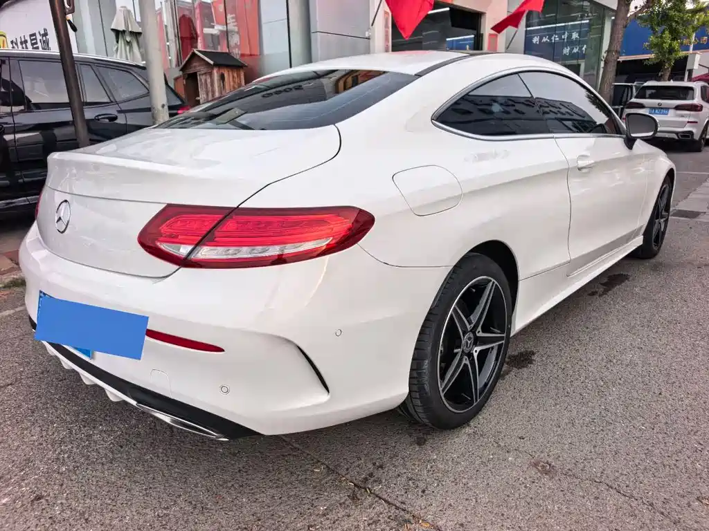 Mercedes-Benz C-Class (Import) — миниатюра 6