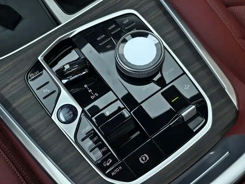 BMW X5 — миниатюра 17