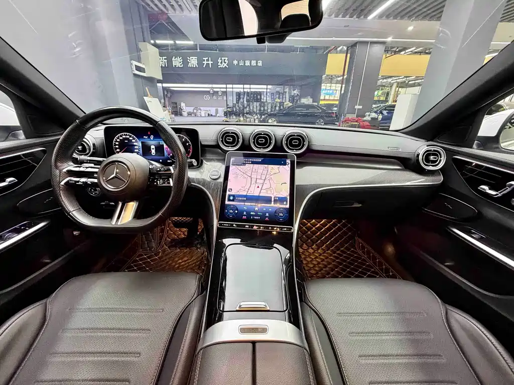 Mercedes-Benz C-Class — миниатюра 10