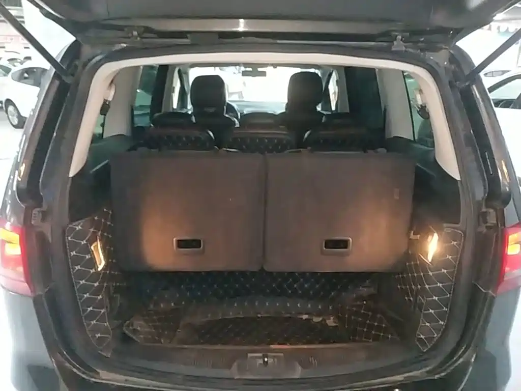 Volkswagen Sharan — миниатюра 19