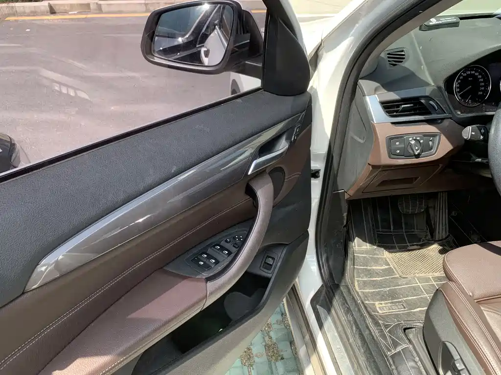 BMW X1 — миниатюра 5