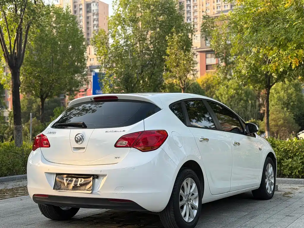 Buick Excelle — миниатюра 6