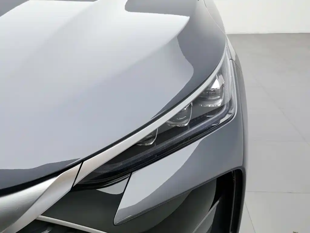 BYD Tang New Energy — миниатюра 7